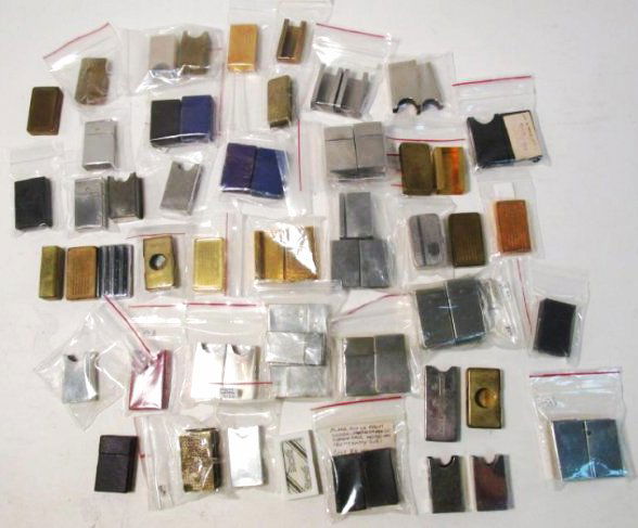 VINTAGE SAFETY RAZOR BLADE BOXES: GILLETTE, ETC. (1 of 10)