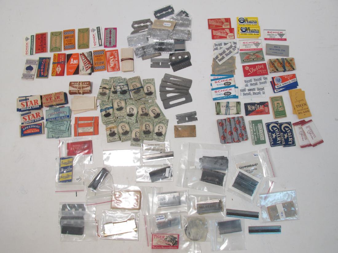 VINTAGE LOOSE SE & DE SAFETY RAZOR BLADES: WARD, E (1 of 5)