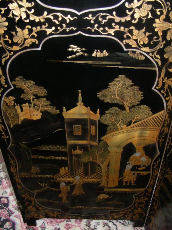 CHINESE LACQUERED GILT DECORATED 4 PANEL SCREEN - 4