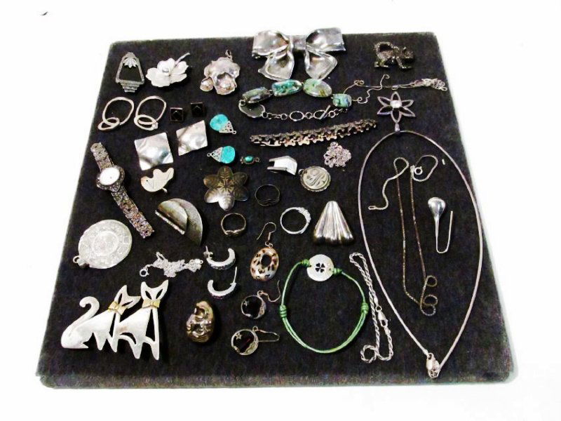 TRAY LOT LADIES STERLING SILVER COSTUME JEWELRY (1 of 12)