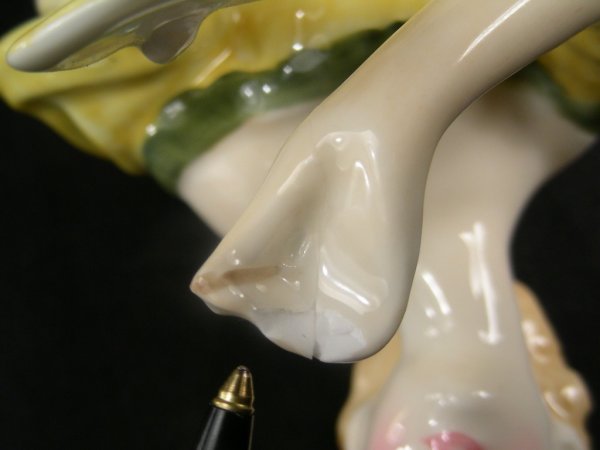 ROYAL DOULTON PORCELAIN FIGURINE THE LAST WALTZ - 7