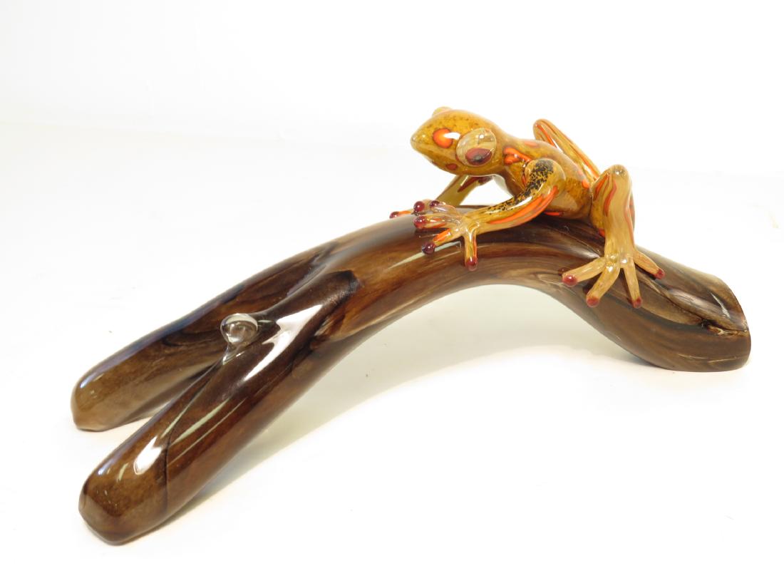 CONTEMPORARY ART GLASS FROG ON BRANCH SCULPTURE (1 of 6)