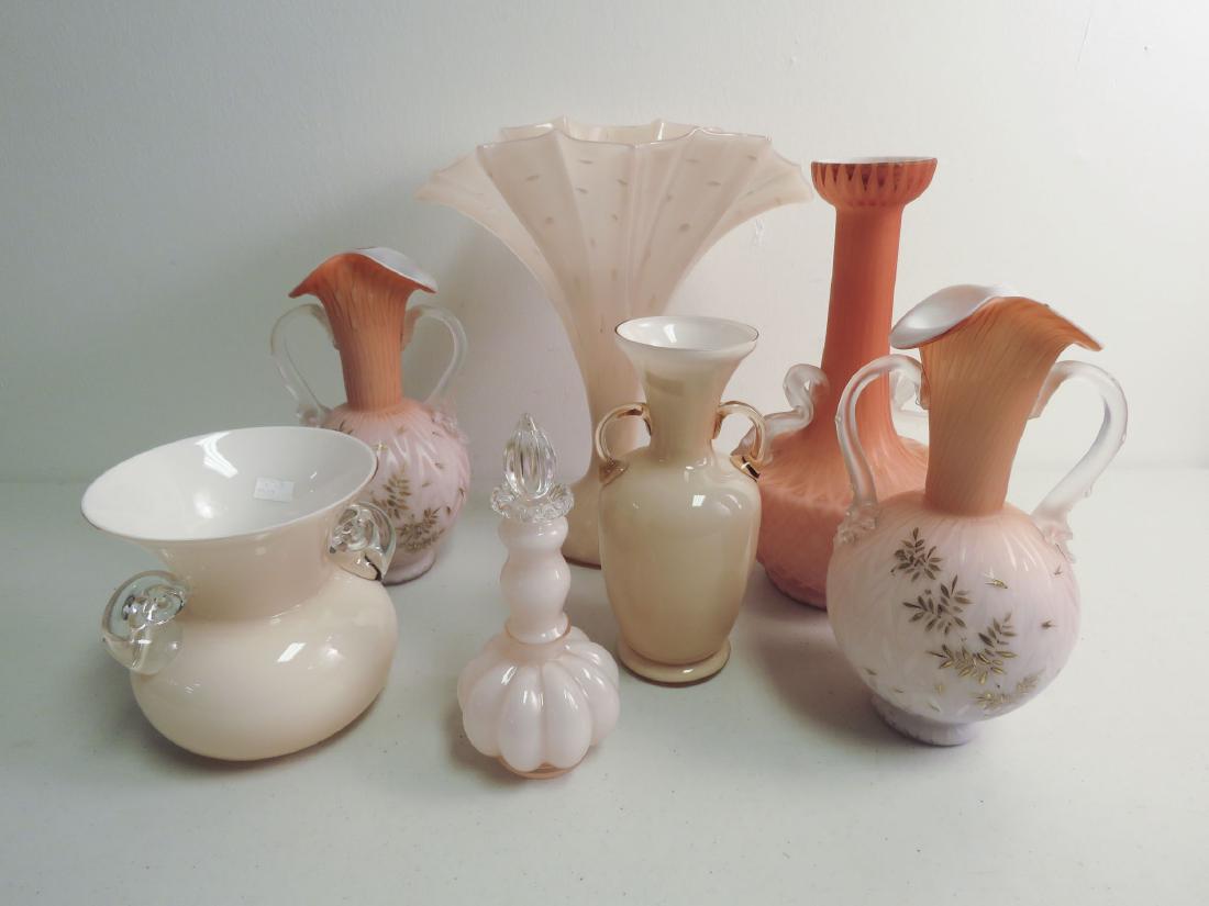 ASSORTED SATIN & PEACHBLOW GLASSWARE COLLECTION 7P (1 of 8)