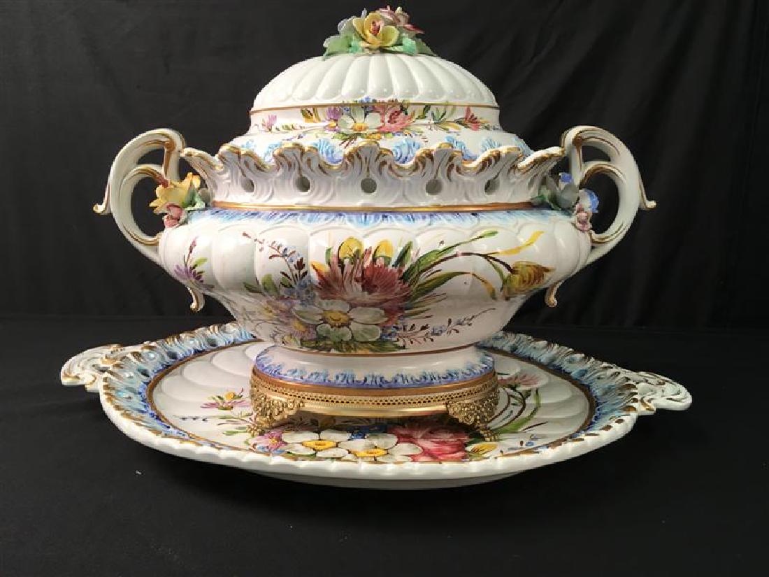 NOVE ITALIAN PORCELAIN TUREEN & PLATTER TRAY (1 of 6)