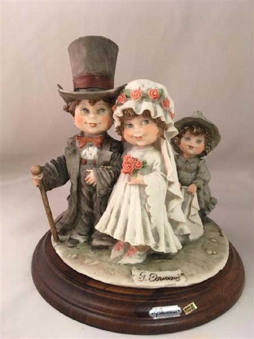 GIUSEPPE ARMANI GULLIVER'S WORLD WEDDING FIGURINE (1 of 4)