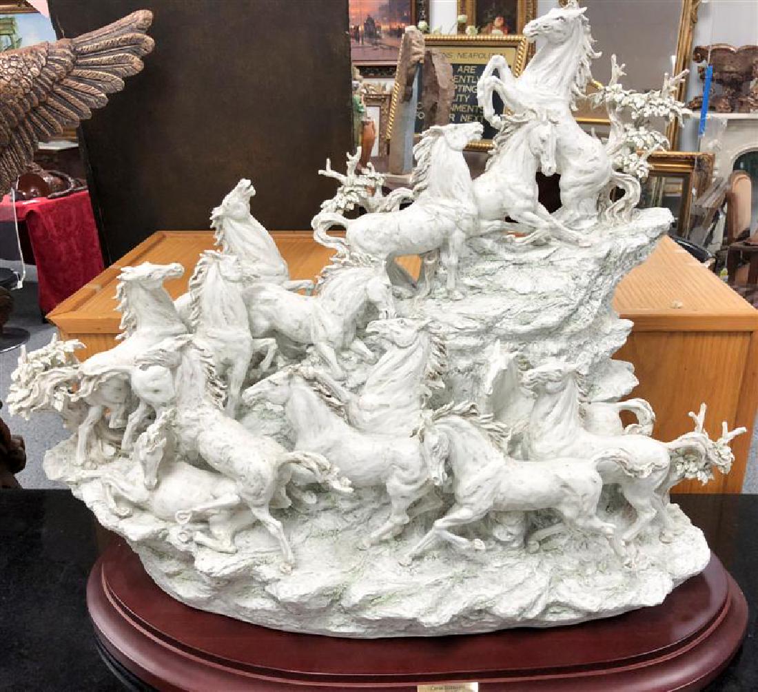 HUGE CAPODIMONTE PORCELAIN HORSE GROUP BY CORTESE (1 of 7)