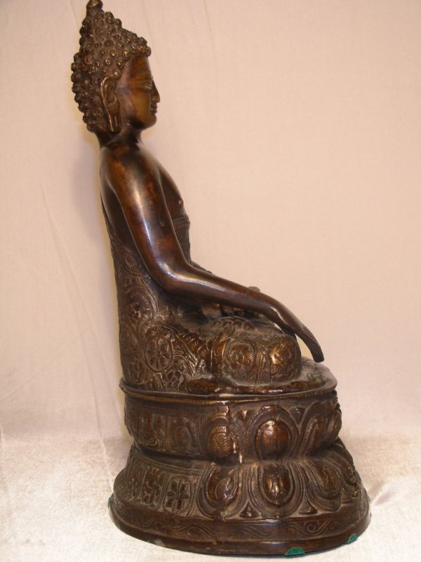 VINTAGE BRONZE / BRASS SCULPTURE OF BUDDHA - 2