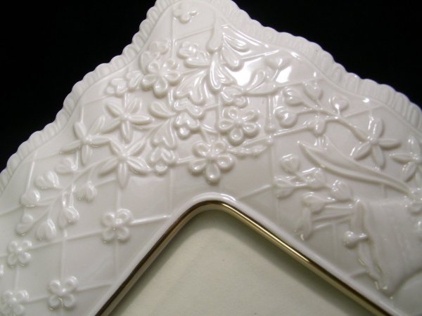 LARGE LENOX PORCELAIN PHOTO FRAME FLORAL - 5