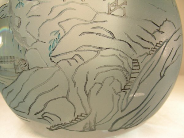 LG PALE BLUE ENGRAVED CHINESE ART GLASS VASE - 3