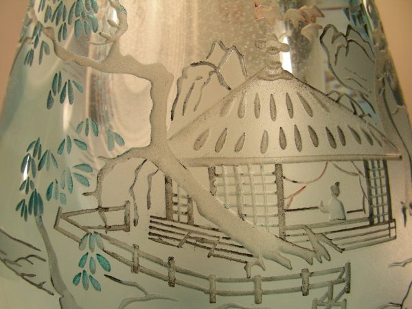 LG PALE BLUE ENGRAVED CHINESE ART GLASS VASE - 4