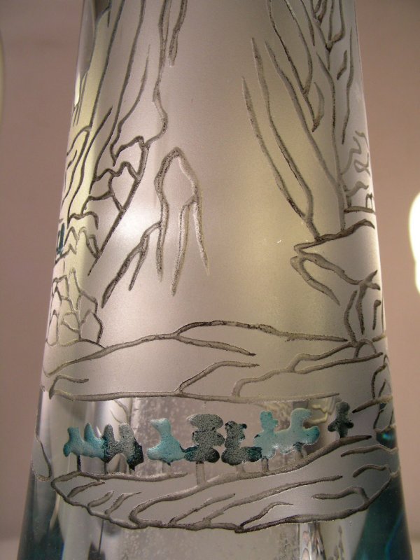 LG PALE BLUE ENGRAVED CHINESE ART GLASS VASE - 6