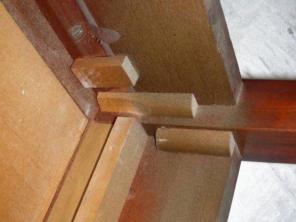 WOOD NESTING TABLES - 5