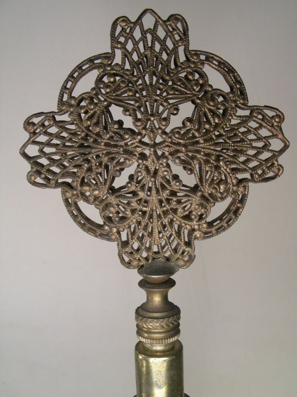 ANTIQUE CHINESE CARVED SOAPSTONE FIGURAL LAMP - 10