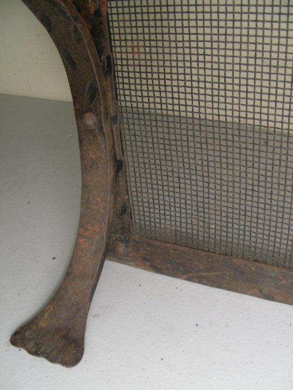 ANTIQUE SUNFLOWER IRON FIREPLACE ANDIRONS SCREEN - 3