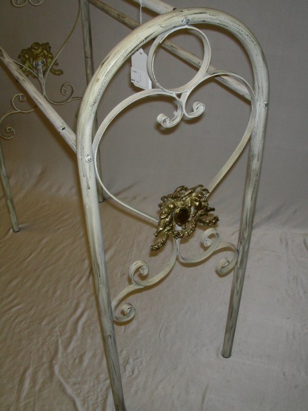 METAL QUILT RACK WITH BRASS SIDE ACCENTS - 2