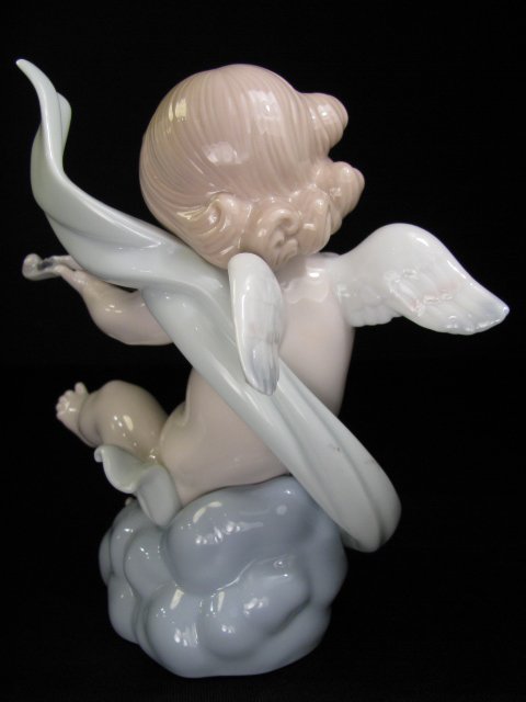 LLADRO FIGURINE ANGELIC MUSIC 6838 RETIRED - 6