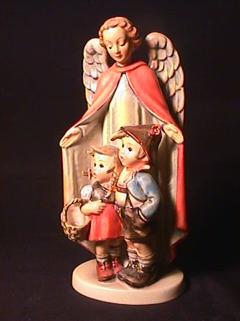 HUMMEL FIGURINE HEAVENLY PROTECTION 88/2