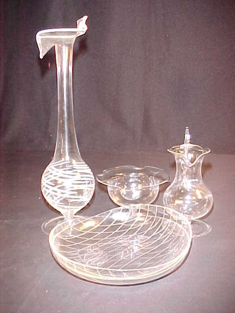 GROUP ASSORTED BLOWN GLASS ITEMS