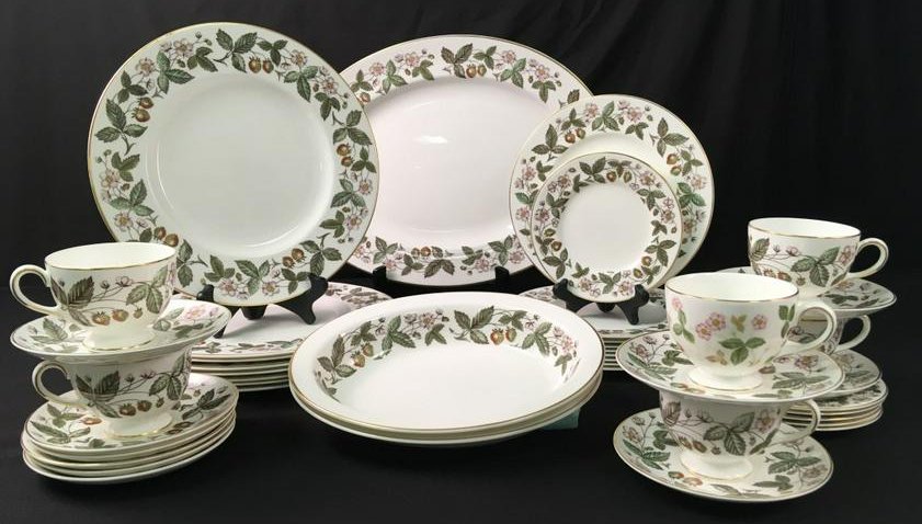 WEDGWOOD STRAWBERRY HILL DINNERWARE - 42pc: Partial set Wedgwood Strawberry Hill Eight plates - 11" Nine plates - 8" Six plates - 6" Ten saucers - 6" Six cups - 4" handle to rim Two Serving bowls - 7 1/2" x 10" One platter - 11.5" x 15". All in