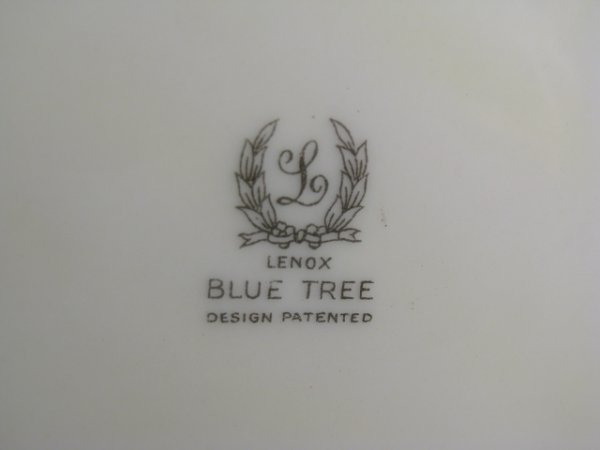ELEVEN 9" LENOX LUNCHEON PLATES BLUE TREE PATTERN - 8