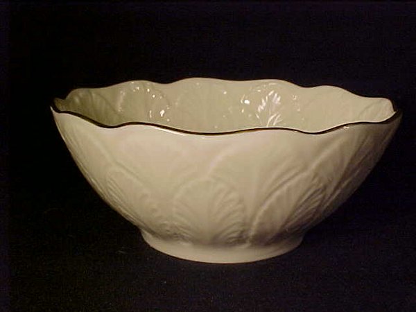 LENOX PORCELAIN SERVING DISHES 2 PC - 2