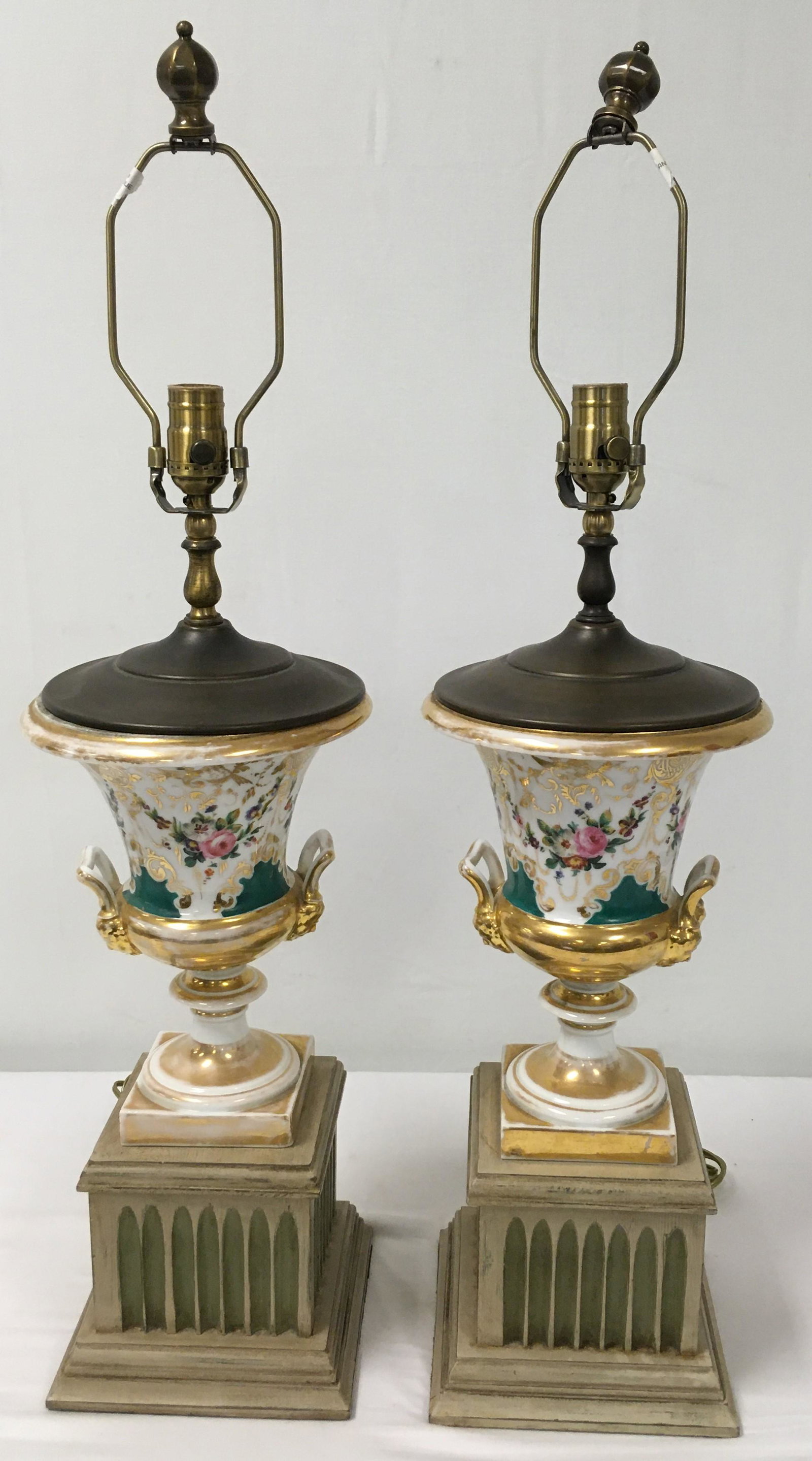 PAIR FRENCH OLD PARIS PORCELAIN TABLE LAMPS: Pair of vintage French Old Paris floral handpainted porcelain table lamps. No shades. Each one measures 24.5" to socket top, or 32" to top of finial. Base measures 7.5" wide. Condition: working condit