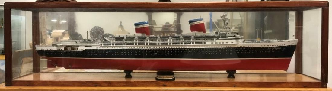 VINTAGE SS UNITED STATES HANDMADE SCALE MODEL SHIP: Vintage SS United States handmade scale model ship. Name plate at the front names the ship and states made by J. Barlow. Model is completely enclosed in glass and wood case measuring 40" long x 10.75"