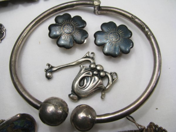 GROUP ASSORTED STERLING SILVER JEWELRY & PARTS - 2