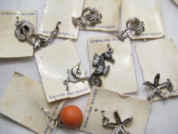 GROUP ASSORTED STERLING SILVER JEWELRY & PARTS - 7