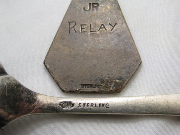 GROUP ASSORTED STERLING SILVER JEWELRY & PARTS - 9