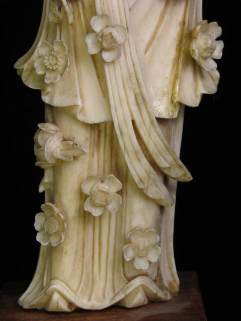 CHINESE CARVED IVORY WOMAN FIGURE W/ FLORAL KIMONO - 2