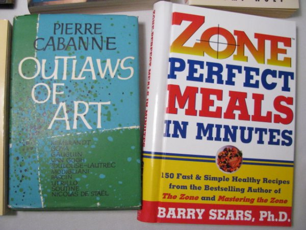 LOT OF BOOKS REFERENCE AND FICTION 18 PCS - 2