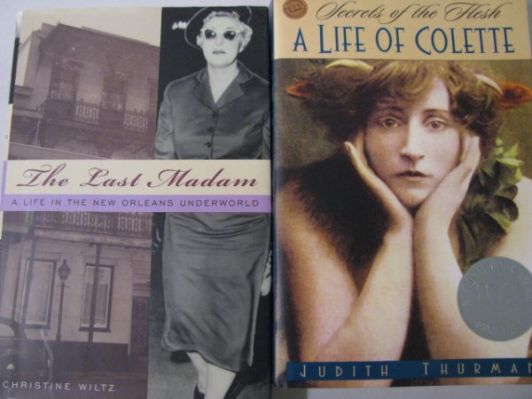 LOT OF BOOKS REFERENCE AND FICTION 18 PCS - 5