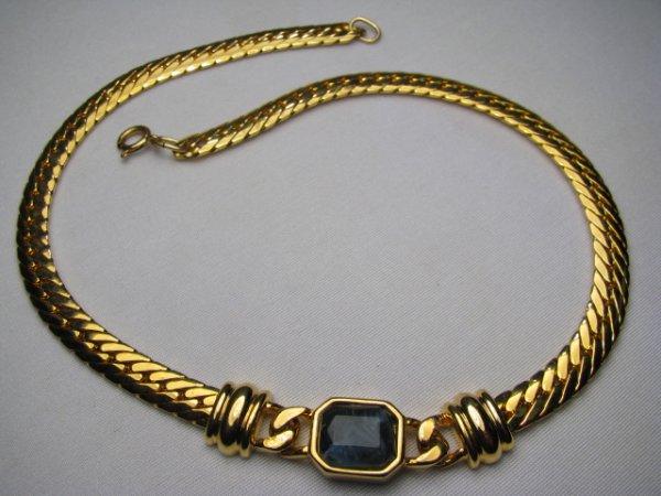 TRAY LOT COSTUME & FASHION JEWELRY - 3