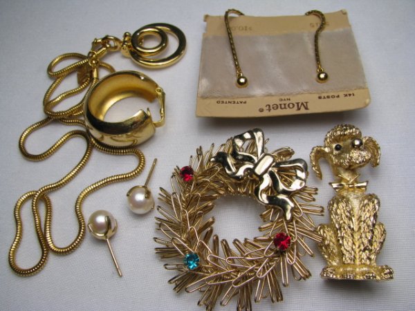 TRAY LOT COSTUME & FASHION JEWELRY - 6