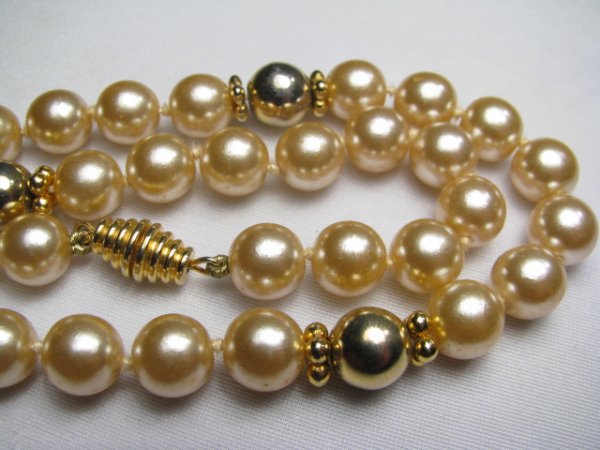 TRAY LOT COSTUME & FASHION JEWELRY - 7