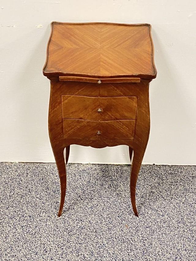 SMALL VINTAGE ITALIAN PARQUETRY INLAID SIDE TABLE (1 of 20)