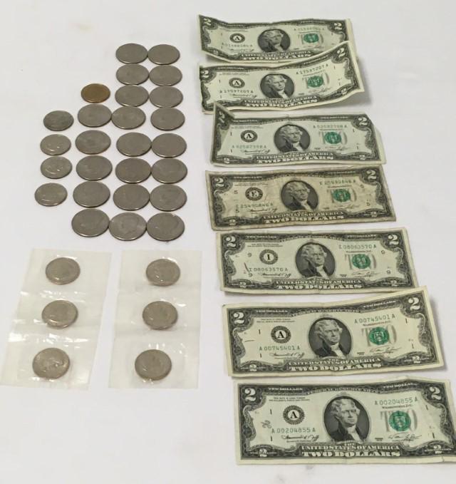 US CURRENCY: SUSAN B. ANTHONY DOLLARS, $2 BILLS (1 of 8)