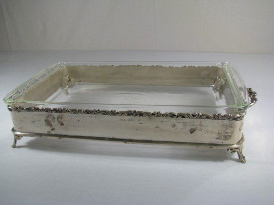 LARGE MEXICAN STERLING SILVER CASSEROLE DISH 31 tro: Mexican sterling silver footed rectangular shaped casserole caddy with handles and a Pyrex dish. Sterling, Mexico, hallmark, 0.925, Echoen Mex, D.F. is stamped on the back of one of the handles. Caddy
