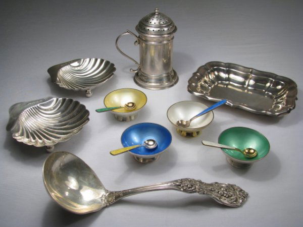 FRANCIS 1ST STERLING SILVER LADLE + STERLING SALTS: Assorted group of sterling silver includes a Francis 1st sterling silver ladle which measures 7" long by 2 1/4" wide, four enameled salt cellars with spoons, 1" tall by 2" wide. Two footed shell condi