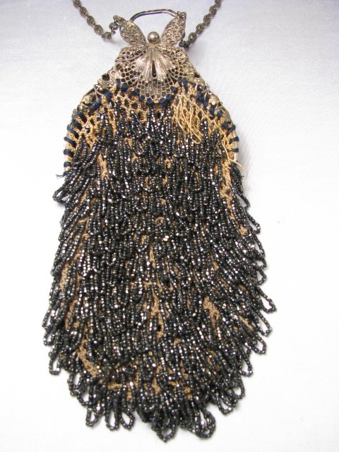 VINTAGE BEADED ART DECO PURSE BUTTERFLY CLASP