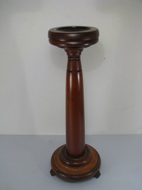MAHOGANY FINISH CANDLE OR PLANT STAND