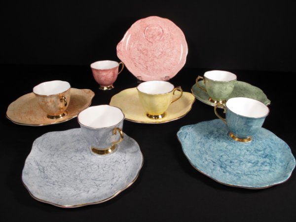 ROYAL ALBERT BONE CHINA LUNCHEON SET FOR 6: Set includes service for 6 luncheon set of plates with insert for cups. Various colors. Each plate measures 8" wide and cups are 2 3/4" tall x 3 1/4" wide. No damage. Total shipping weight is 5 lbs 6
