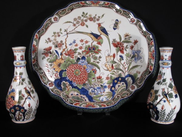 THREE PIECES DELFT POLYCHROME PORCELEYNE FLES: Three pieces of hand painted polychrome Dutch Delft "Porceleyne Fles" including two vases and a tray. Tray measures 16 1/2" x 14 1/2". Each vase is 8 1/4" tall. Total weight: 6.0 lbs. Condition: good