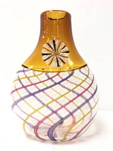 CMOG ART GLASS VASE: CARL SIGLIN: Corning Museum of Glass art glass vase by artist Carl Siglin (signed). Measures 12.75" tall. Condition: good, no damages, see images. Weight: 7 lbs.