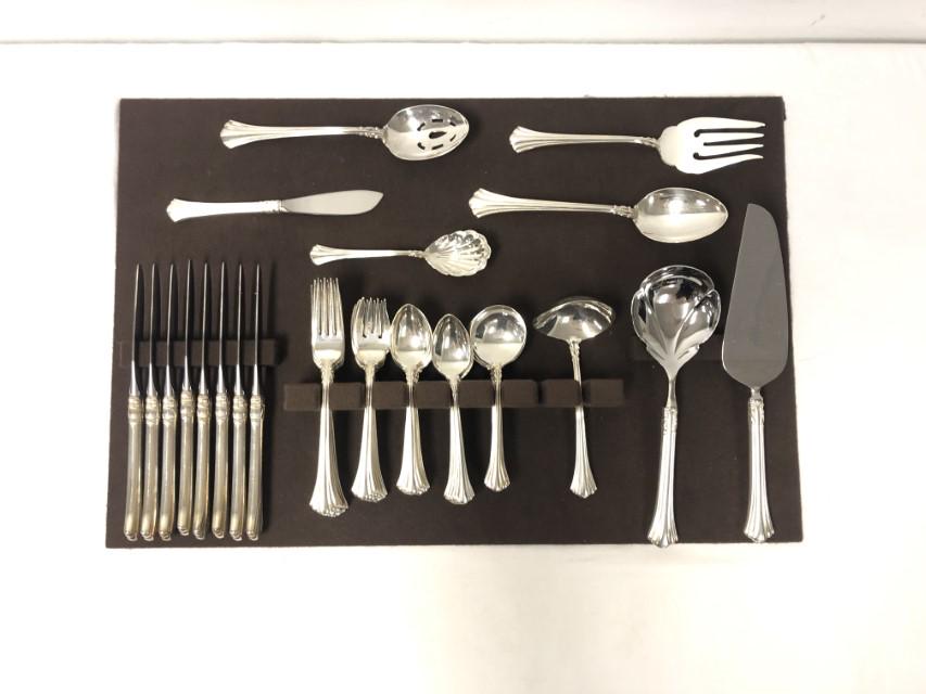 REED & BARTON "18TH CENTURY" STERLING SILVER FLATWARE (1 of 12)