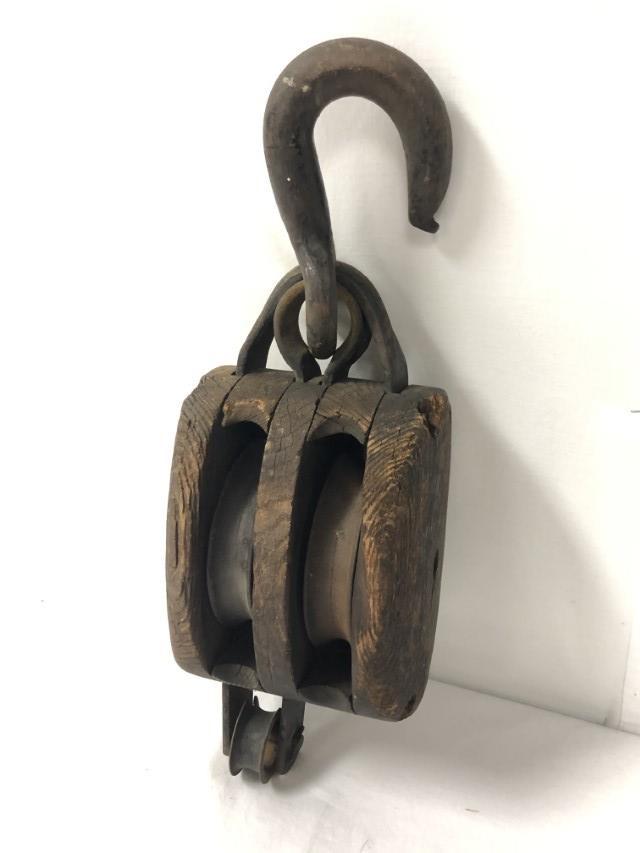 Antique Wooden Double Wheel Block Tackle Pulley Mar 31 2021 Auctions Neapolitan In Fl