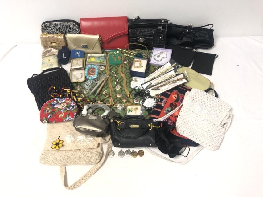 ESTATE LOT ASSORTED LADIES PURSES & ACCESSORIES (1 of 14)