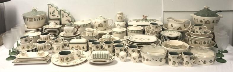 HUGE PFALTZGRAFF PORCELAIN DINNERWARE SET: 153 PCS (1 of 19)