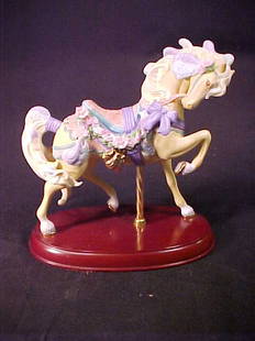 LENOX CAROUSEL YELLOW HORSE PURPLE TRIM: LENOX CAROUSEL YELLOW HORSE PURPLE TRIM 7 1/2" by 8 1/4"